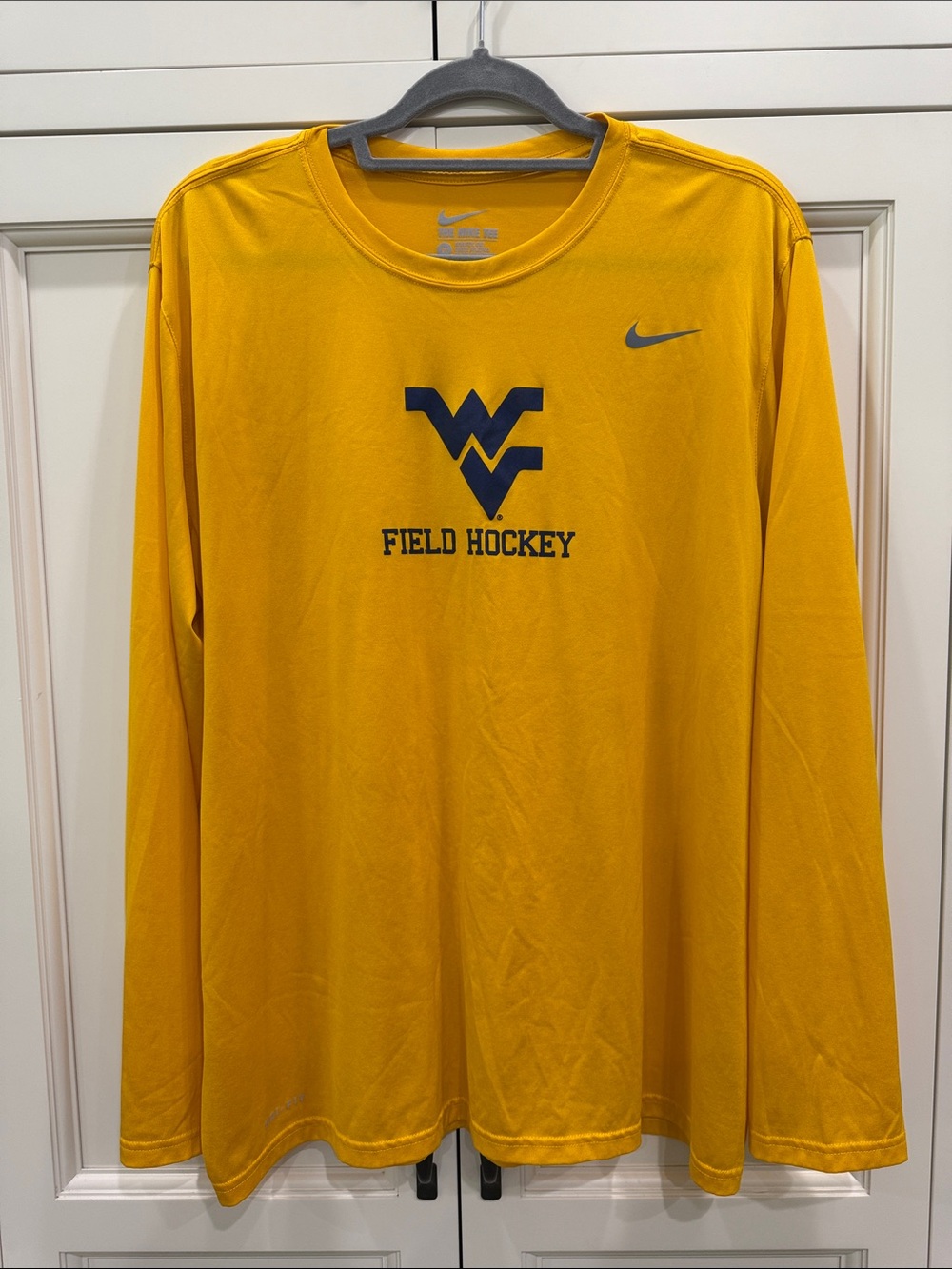 Nike WV Field Hockey Long Sleeve T Shirt Gold & Blue WVU Athletic Cut Dri Fit XL